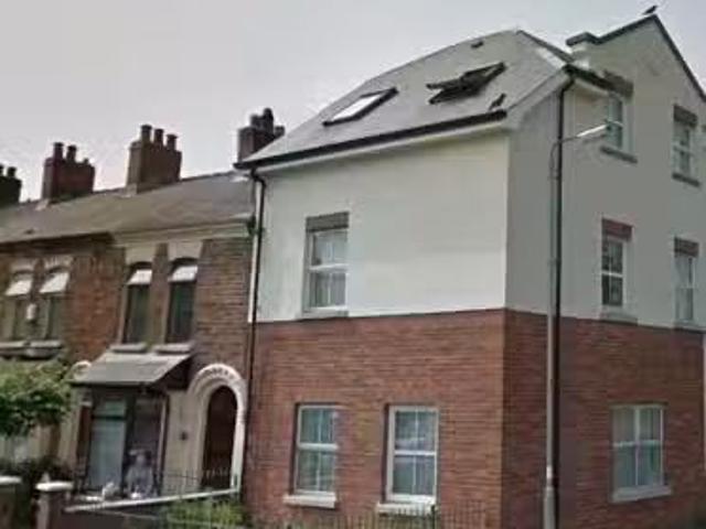 72c Balfour Avenue