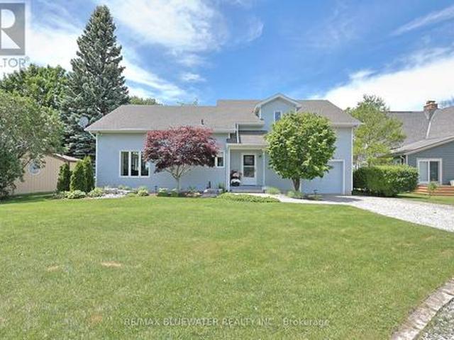 73031 Denise Court, Bluewater Hay, ON, N0M 2T0 house for sale | Listing ID X13479 | Royal LePage