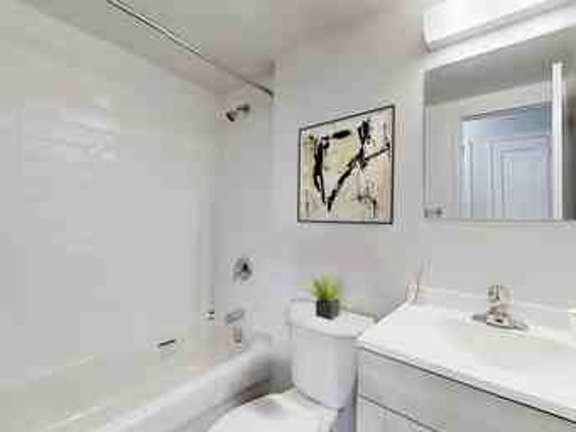 730 Dovercourt Road, 323 & 357 Rusholme Road 2 Bedroom Apartment for Rent at 730 Dovercourt Rd, Toronto, ON M6H 2W9 Dufferin Grove