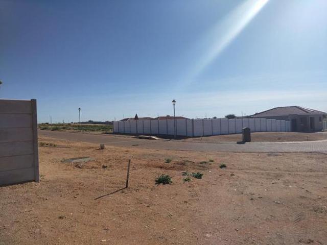 731 m² Land available in Blydeville