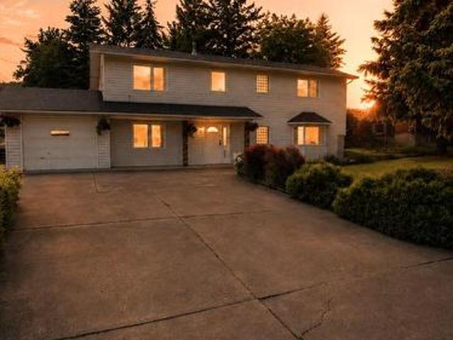 7320 Okanagan Landing Road, Vernon, BC, V1H 1G6 house for sale | Listing ID 10387 | Royal LePage