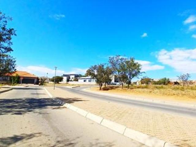 732 m² Land available in Bendor