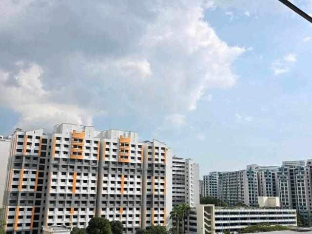 735 Jurong West Street 75 HDB Apartment For Sale, $568,000, 3 Bed 2 Bath 1,141 sqft $498.00 psf