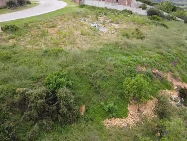 735 m² Land available in Scheepershoogte