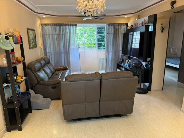 736 Jurong West Street 75 HDB Apartment For Sale, $640,000, 3 Bed 2 Bath 1,431 sqft $447.00 psf