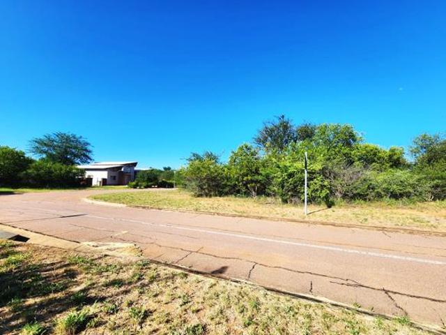 736 m² Land available in Onverwacht