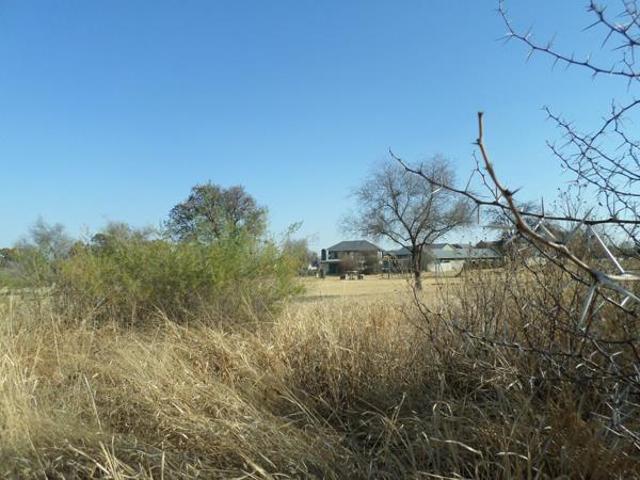 738 m² Land available in Parys Golf & Country Estate