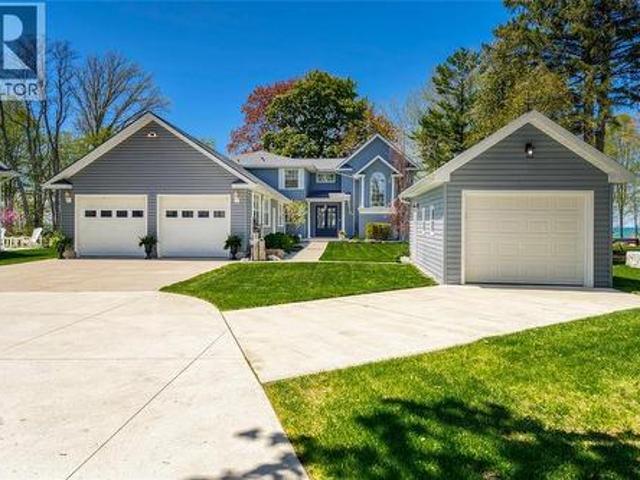 7392 Ivy Lane, Plympton Wyoming, ON, N0N 1J6 house for sale | Listing ID 26019 | Royal LePage