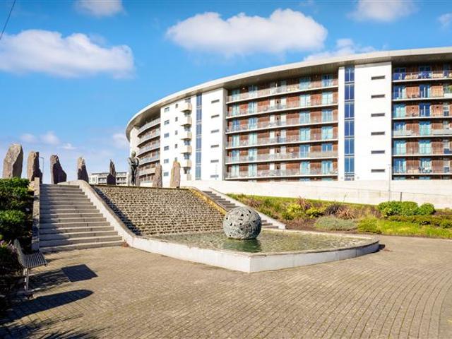 77 The Crescent Building, Park West, Dublin 12 Ray Cooke Auctioneers Terenure 4911 MyHome. Ie Residential