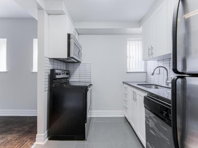 77 Wellesley Street East Large 1 Bedroom [object Promise] for Rent