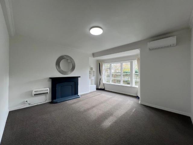 77 Woburn Road