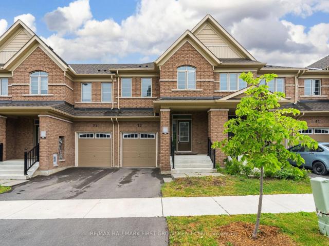 77 Air Dancer Crescent, Oshawa | For Sale @ $699,000 | Condos. Ca