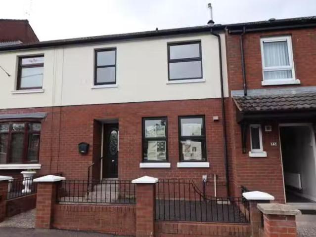 77 Albert Street