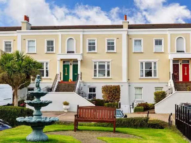 77 Castledawson, Sion Hill, Blackrock, Co. Dublin, Blackrock.