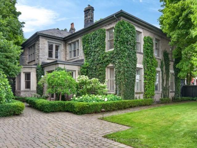 77 Claremont Drive, Hamilton, ON, L9C 3N4 Luxury House for sale | Listing ID X13695 | Royal LePage Carriage Trade Luxury Properties