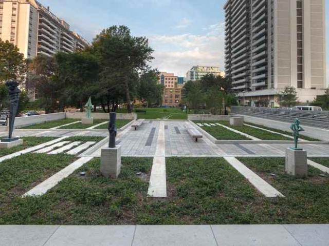 77 Davisville 2 Bedroom Apartment for Rent at 77 Davisville Ave, Toronto, ON M4S 1G4 Davisville Village