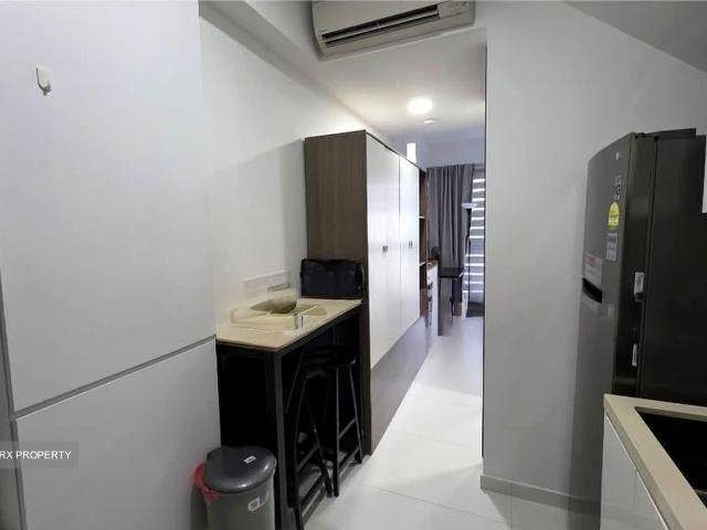 77 @ East Coast D15, Apartment