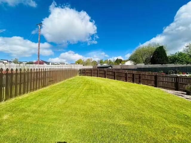 77 Ivy Mead Mews