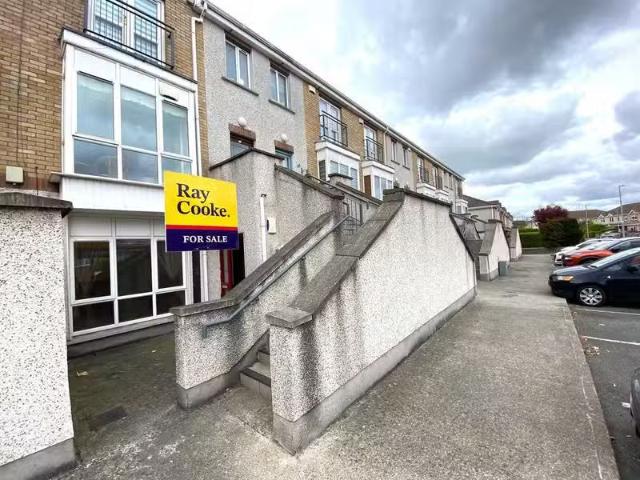 77 Lanesborough Mews, Finglas, Dublin 11 is for sale