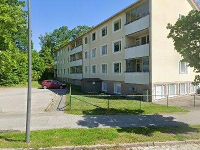 77 m2 lägenhet uthyres i Flen