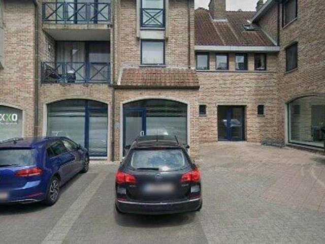 77 m2 office space for sale in Ham