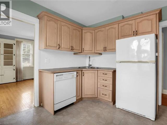 77 MAIN Street E, Grimsby, Ontario, L3M1N5