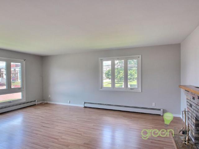77 Murphy Ave, Moncton, NB, E1A 4N7, Canada