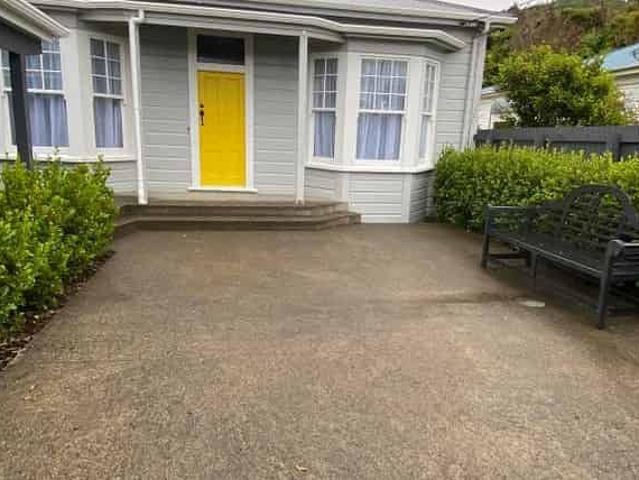 77 Nottingham Street, Karori, Wellington City