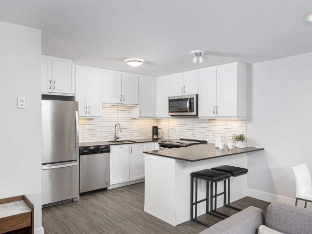 77 Parkwoods Village Dr. 2 Bedroom Apartment for Rent at 77 Parkwoods Village Dr, Toronto, ON M3A 2Y2 Parkwoods Donalda