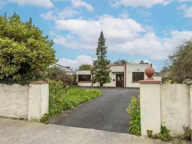 77 Raheny Road, Raheny, Dublin 5 is for sale