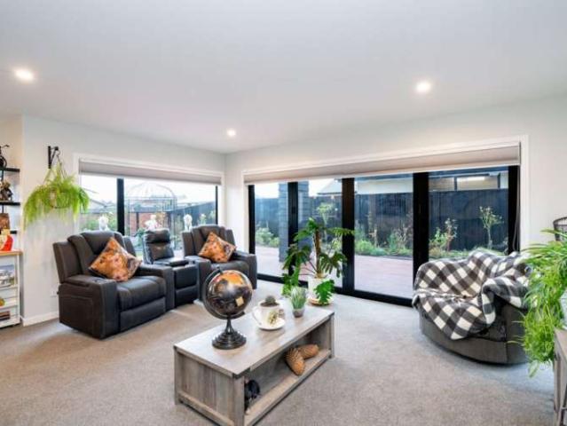 77 Richfield Drive, Waikiwi, Invercargill City