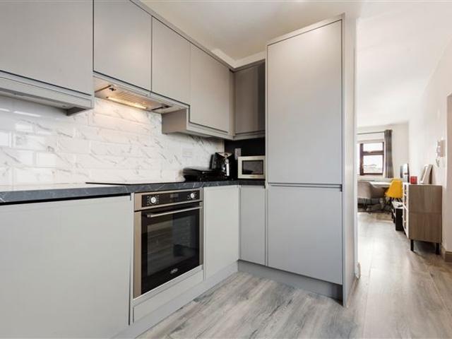 77 Seabury, Sydney Parade Avenue, Sandymount, Dublin 4 Sherry FitzGerald Sandymount 4914 MyHome. Ie Residential