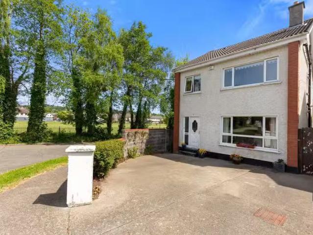 77A Wyattville Park, Loughlinstown, Co Dublin, Loughlinstown.