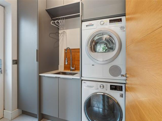 740,000 | 9 Hazel Hill, Maryborough Ridge, Rochestown, Co. Cork, Rochestown, Cork Jeremy Murphy & Associates 5009 MyHome. Ie Residential