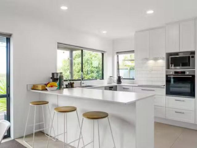 740 Papamoa Beach Road, Papamoa Beach, Tauranga