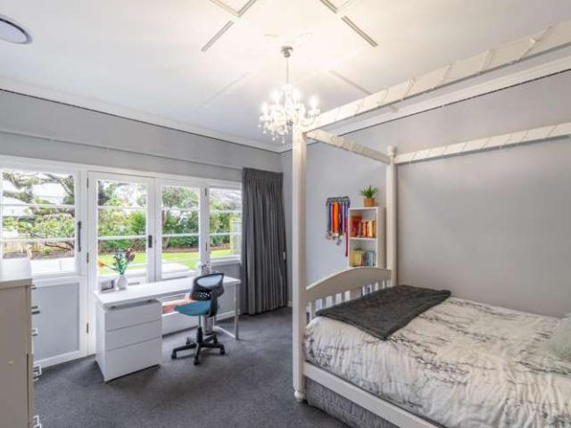 740 Queens Drive, Waikiwi, Invercargill City