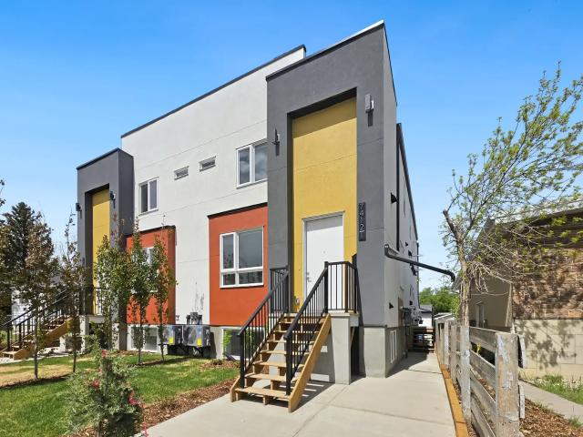 7412 34 Avenue NW, Calgary, AB 3