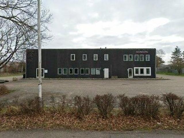 742 m2 warehouse, office space for rent in Hvidovre