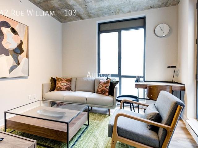 742 Rue William 103