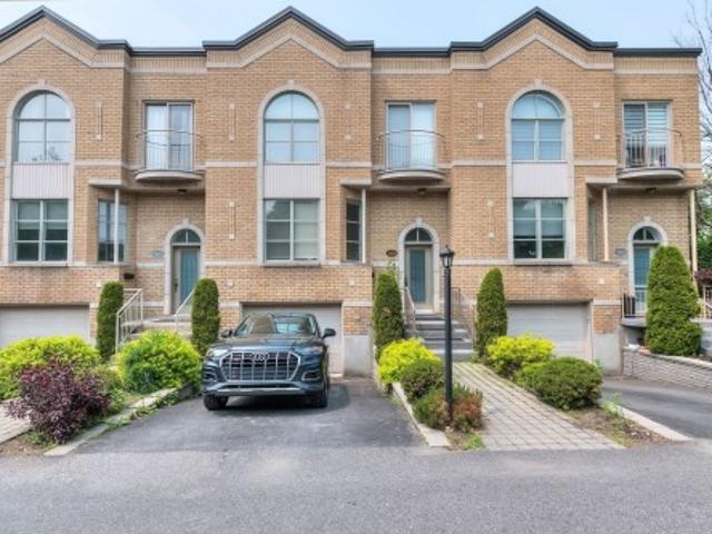 7438Z Place Tanger, Brossard, QC, J4W 2H4 house for sale | Listing ID 12724 | Royal LePage