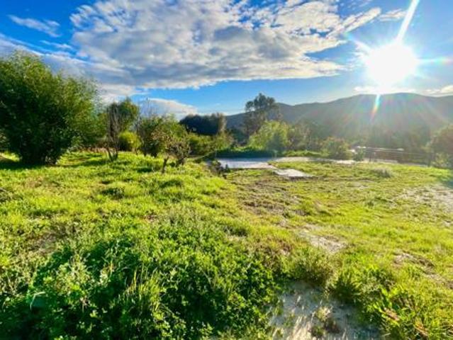 743 m² Land available in Barrydale