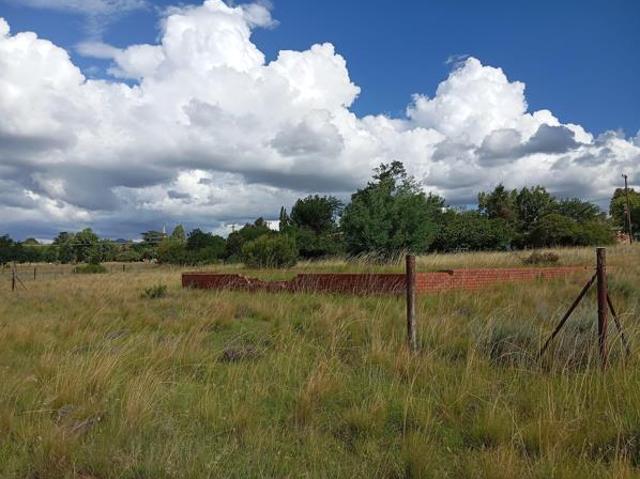 743 m² Land available in Rosendal
