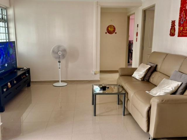 743 Woodlands Circle HDB Apartment For Sale, $520,000, 3 Bed 2 Bath 979 sqft $531.00 psf
