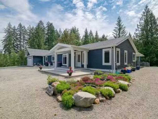 7444 Bell Rd, Port Alberni, BC, V9Y 9E7 house for sale List.