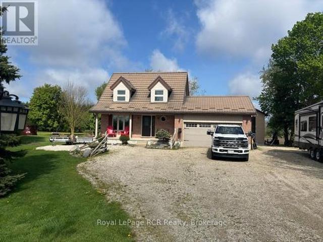 7442 Road 164 Road, North Perth Elma, ON, N0G 1B0 house for sale | Listing ID X12887 | Royal LePage