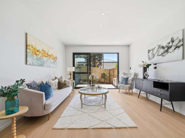7/44 Drake Street, Howick, Manukau City