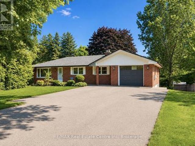 7459 Boyce Drive, Puslinch, ON, N0B 2J0 house for sale | Listing ID X13534 | Royal LePage
