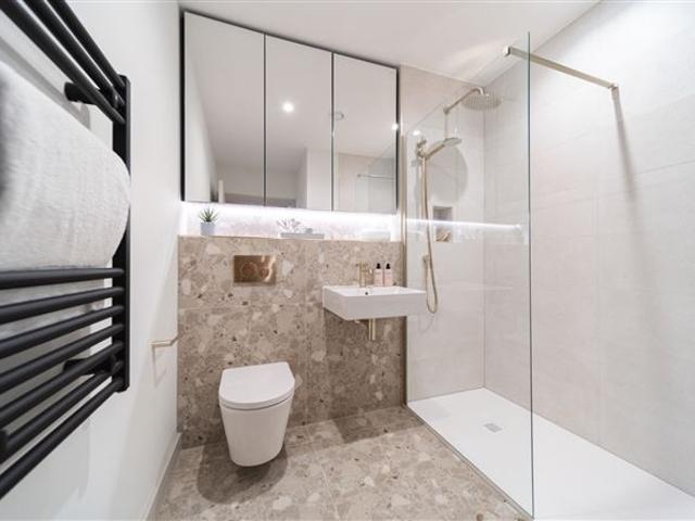 745,000 | Apartment 36, 143 Merrion Road, Ballsbridge, Dublin 4 Knight Frank 5006 MyHome. Ie Residential