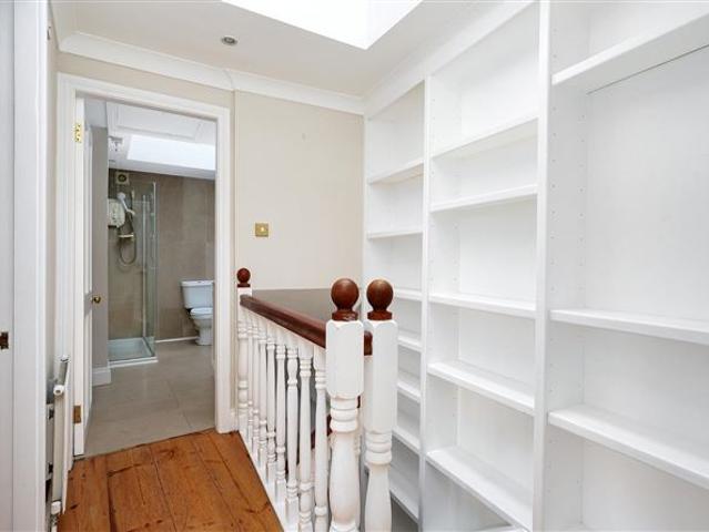 745,000 | 12 Albert Place East, Grand Canal Dk, Dublin 2 Bespoke Estate Agents 5009 MyHome. Ie Residential