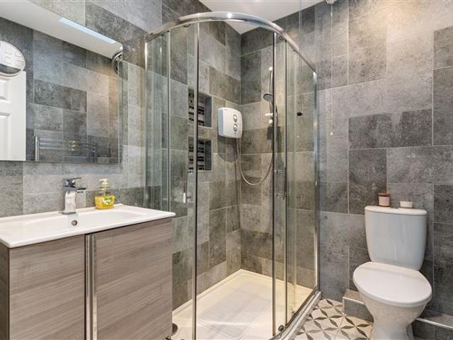 745,000 | 38 Eden Crescent, Rathfarnham, Dublin 16 Vincent Finnegan 4991 MyHome. Ie Residential